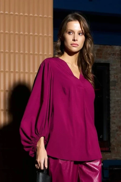 Anastasia 1048