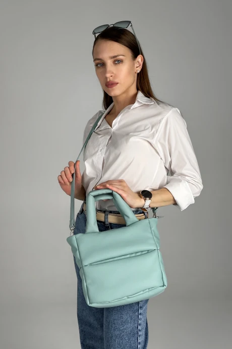MT.Style 348282266