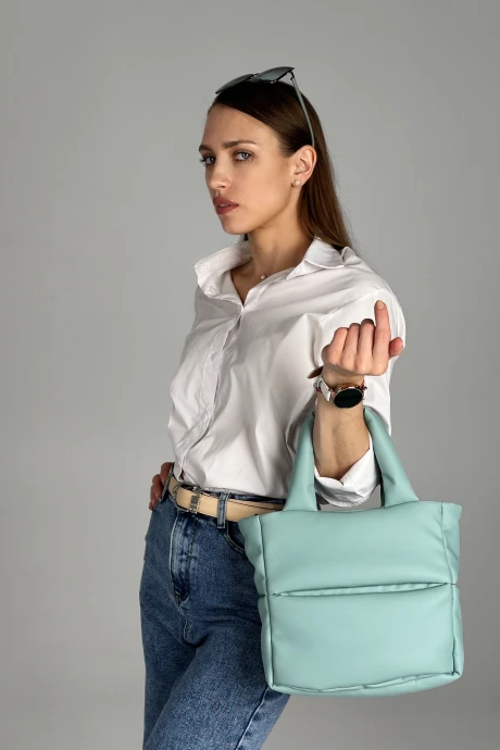 MT.Style 348282266