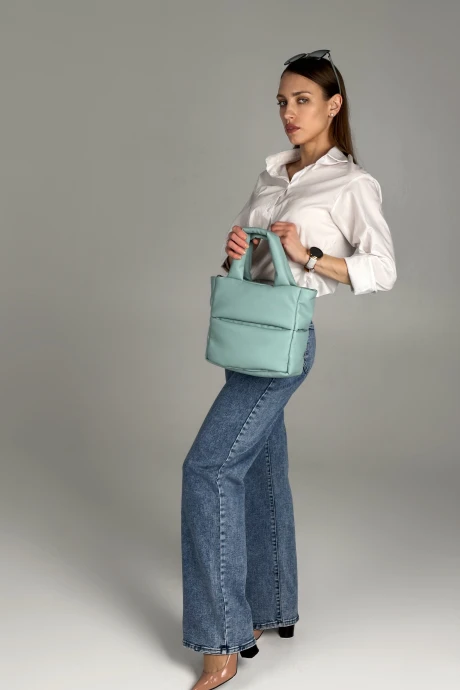 MT.Style 348282266