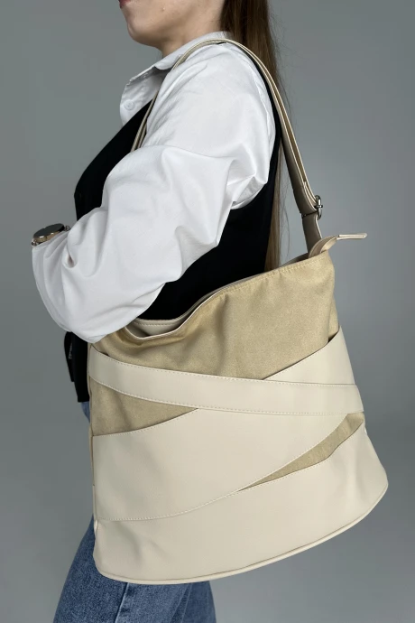 MT.Style 348622424