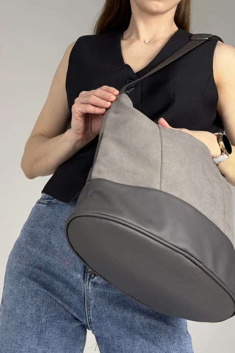 MT.Style 348622425